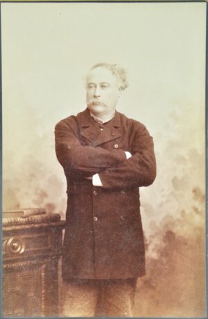 DUMAS Fils (Alexandre). Collection de 8 portraits photographiques d'Alexandre Dumas fils.